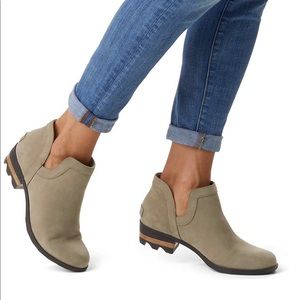 Sorel Lolla Ankle Cut Out Bootie, Sage, 8.5